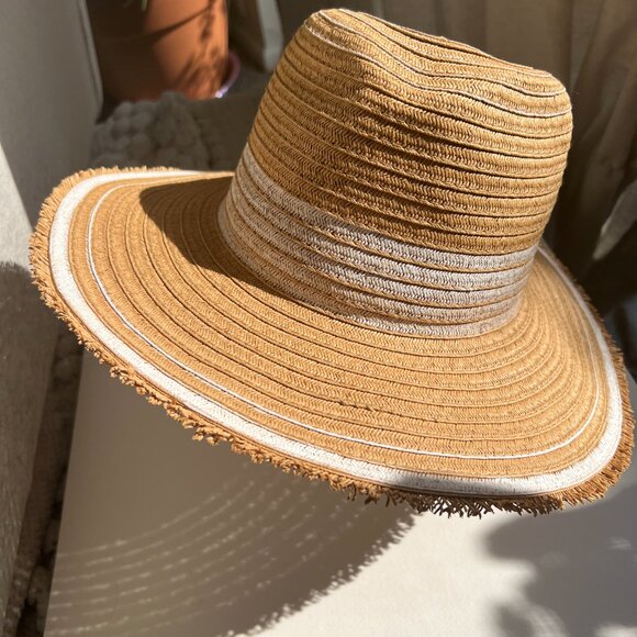 Kensie Straw Beach Hat with Hand painted White Stripes - So Chic! - Picture 9 of 14